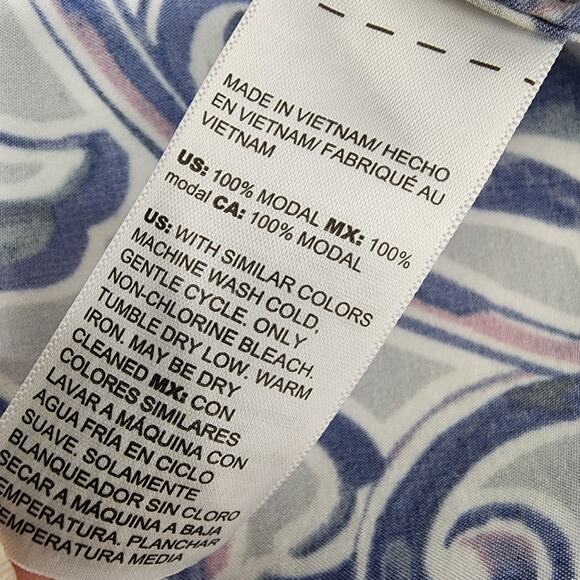 Chico’s Womens Sandwash Satin Paisley Painted Button Shirt Size 2 US 12/14 Gray - Picture 9 of 10